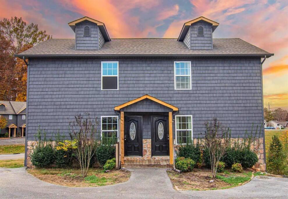 Willow Trace: Family Retreat, Hot Tub, Gaming! Pigeon Forge Exterior foto