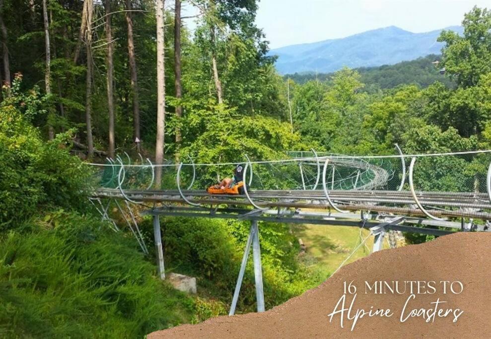 Willow Trace: Family Retreat, Hot Tub, Gaming! Pigeon Forge Exterior foto